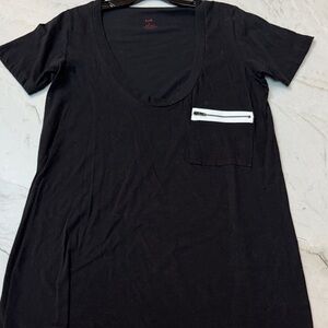 LNA Deep U-Neck zippered Pocket Tee